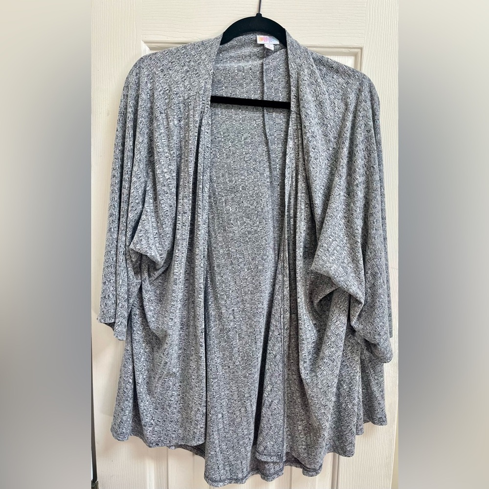 LuLaRoe Medium(fits like XL) open flowy cardigan
